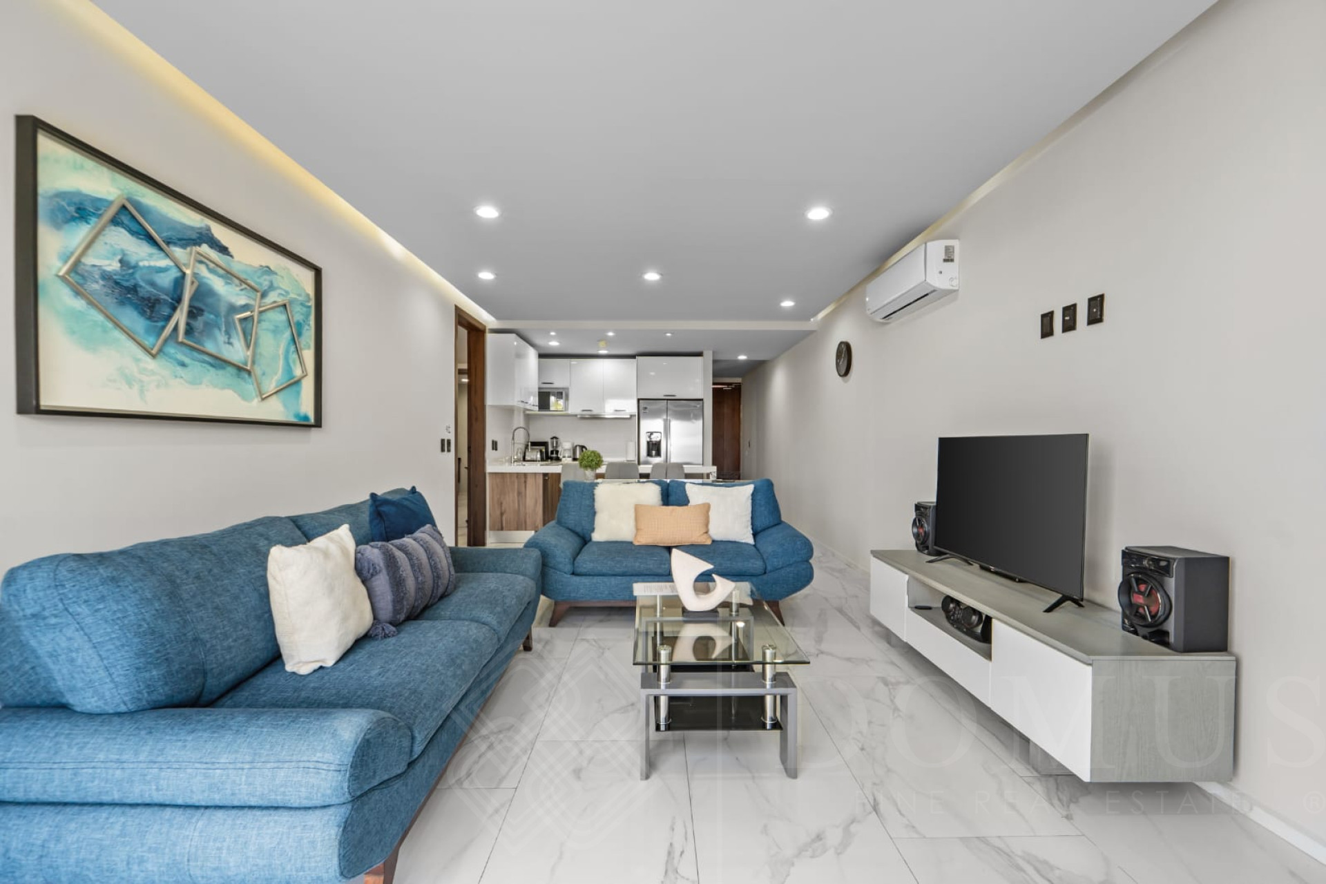 Image gallery of Quadrant Tower 2000, unit 2102
