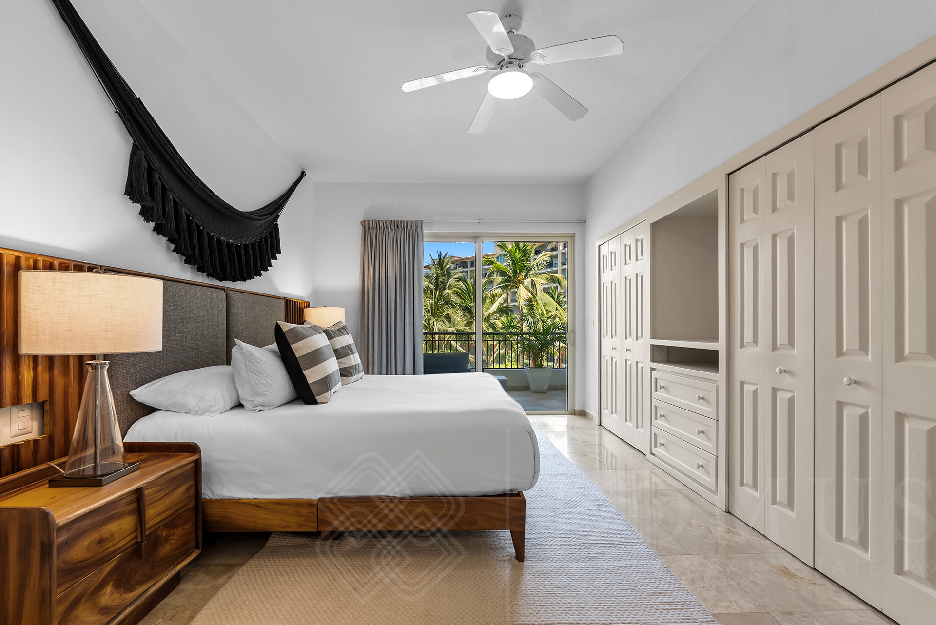 Image gallery of Condominium #3403, Playa Royale