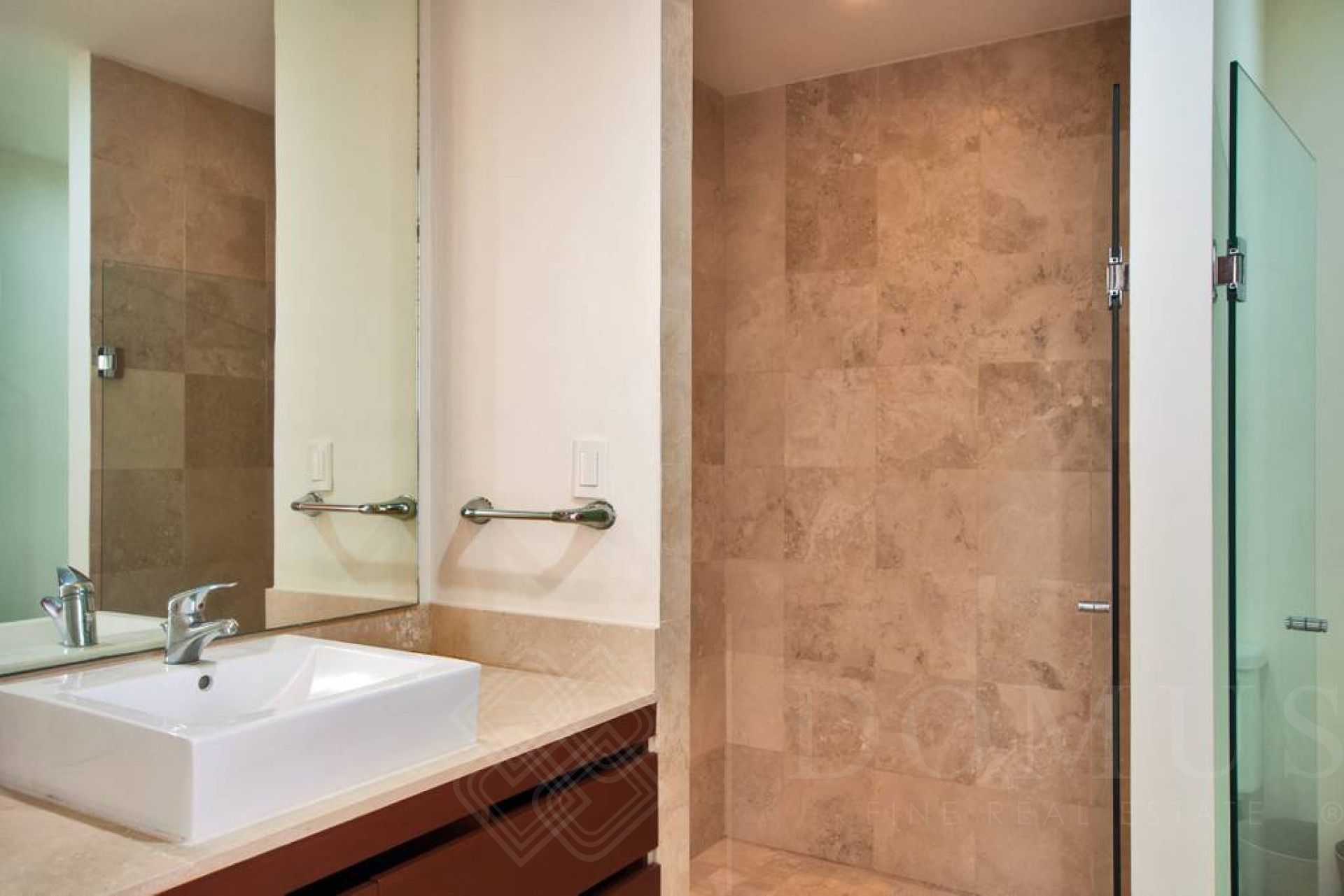Image gallery of Amura 501A, Alamar