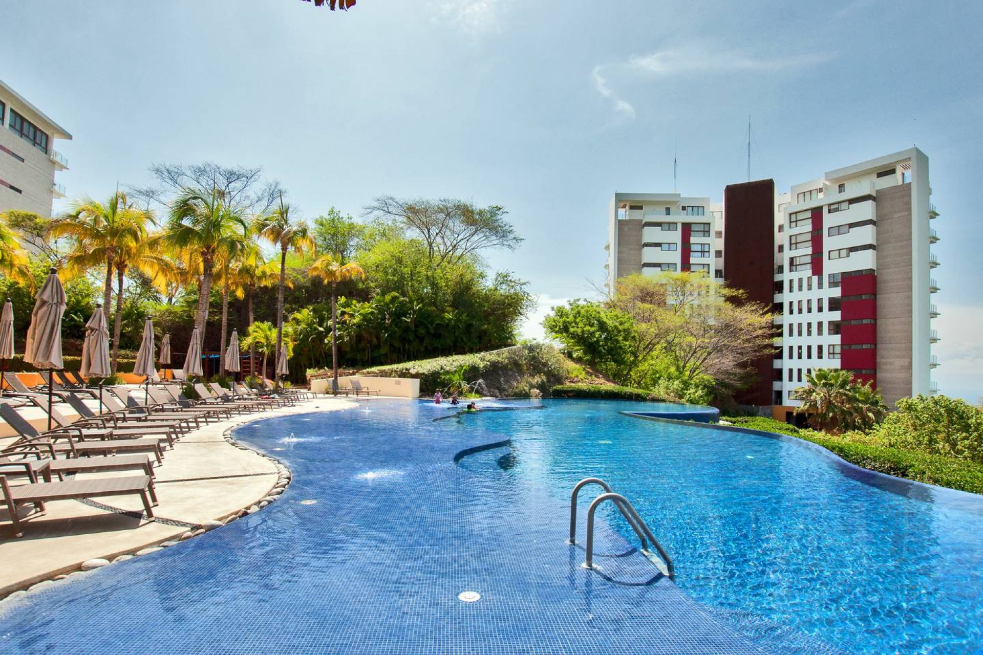 Image gallery of Amura 501A, Alamar