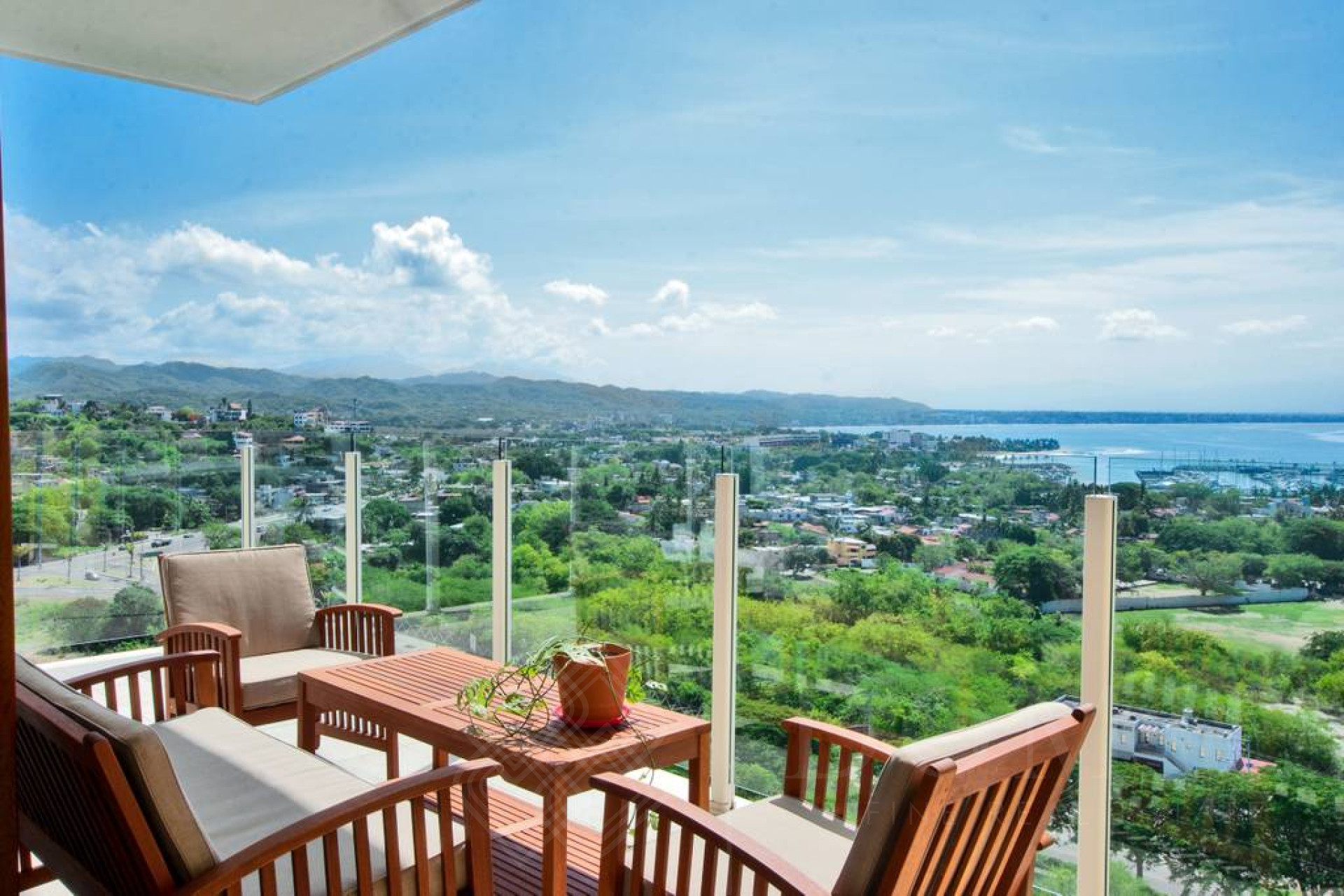 Image gallery of Amura 501A, Alamar
