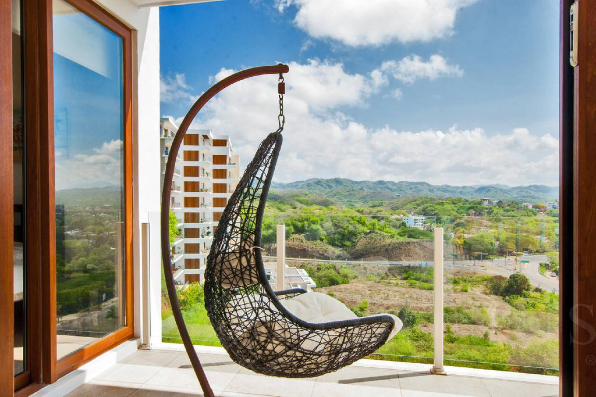 Image gallery of Amura 501A, Alamar