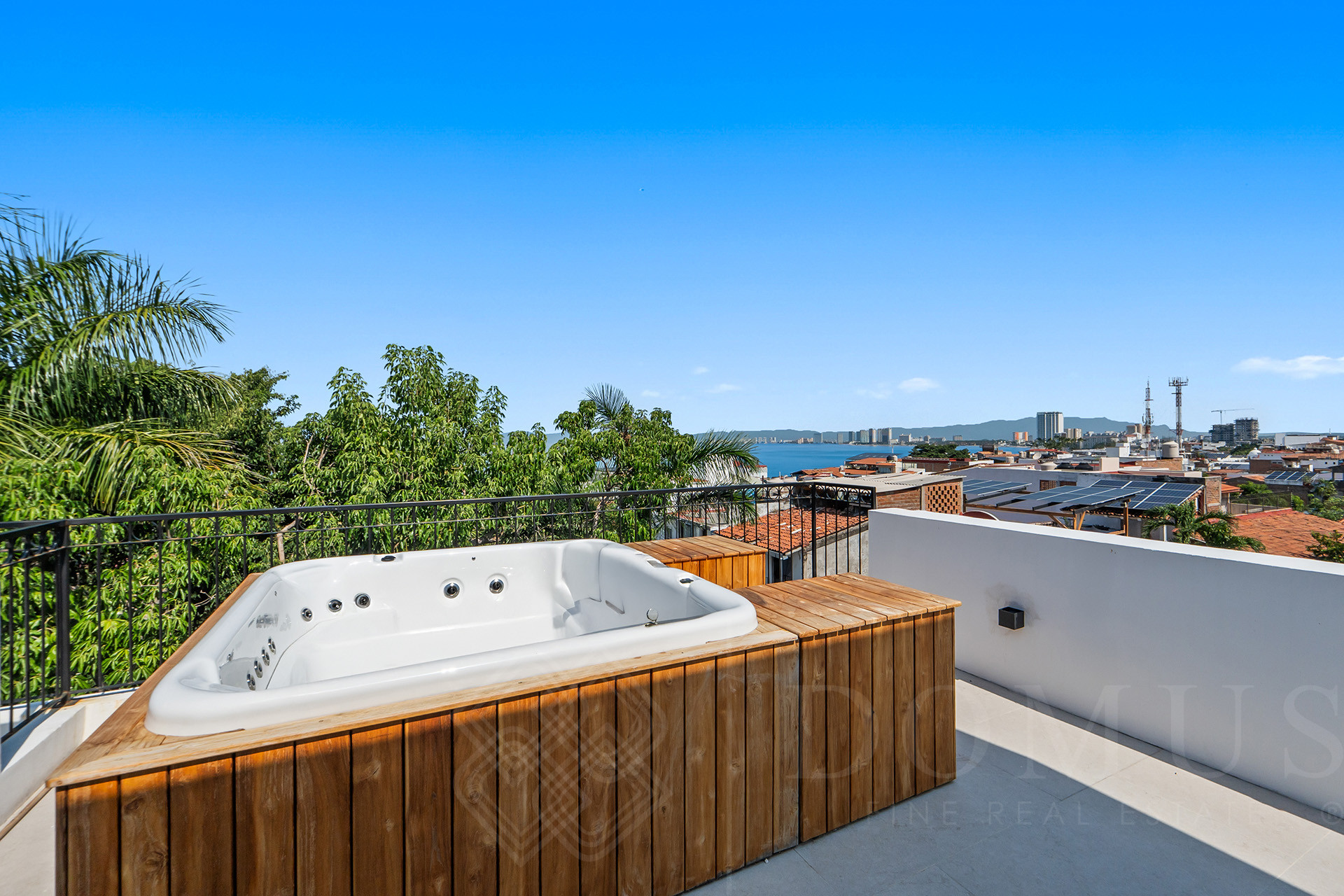 Image gallery of Casa Hidalgo UP-302 - 1 BR + Balcony