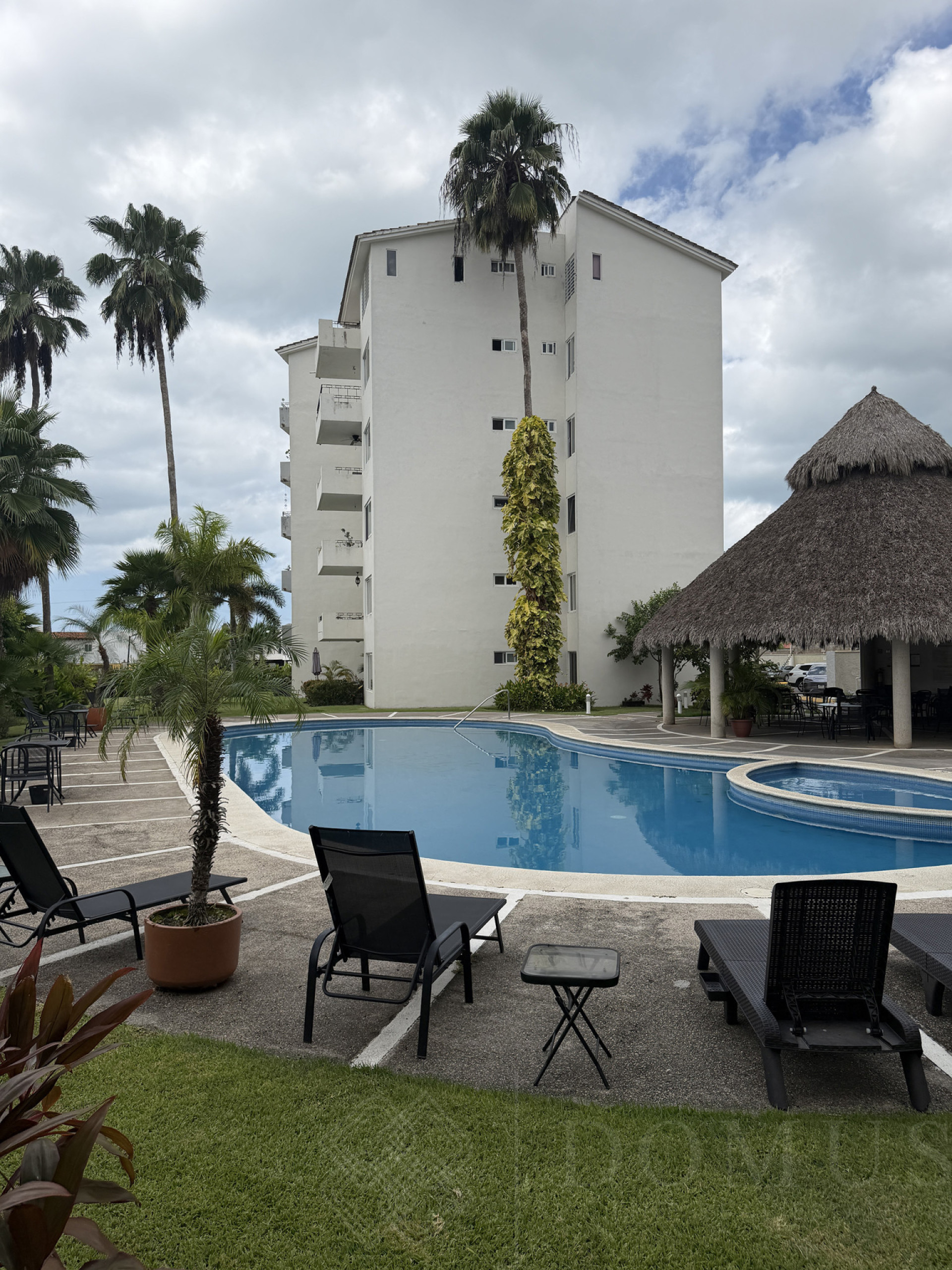 Galeria de Gardenias #504, Flamingos Residencial