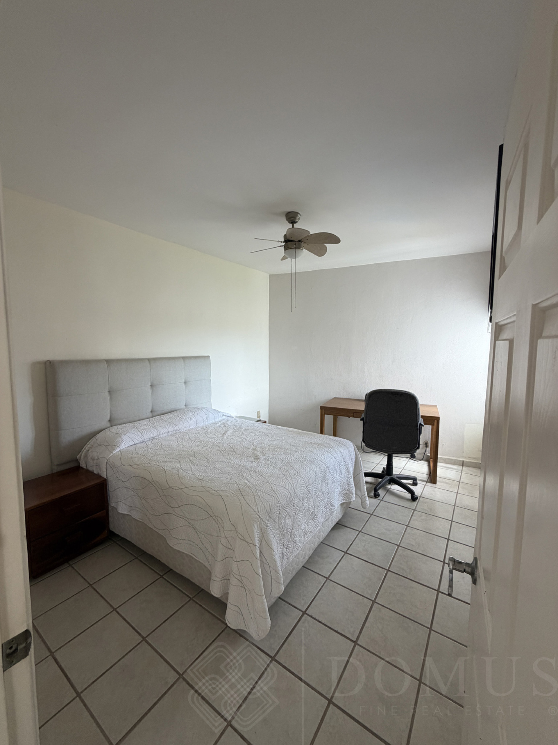 Galeria de Gardenias #504, Flamingos Residencial