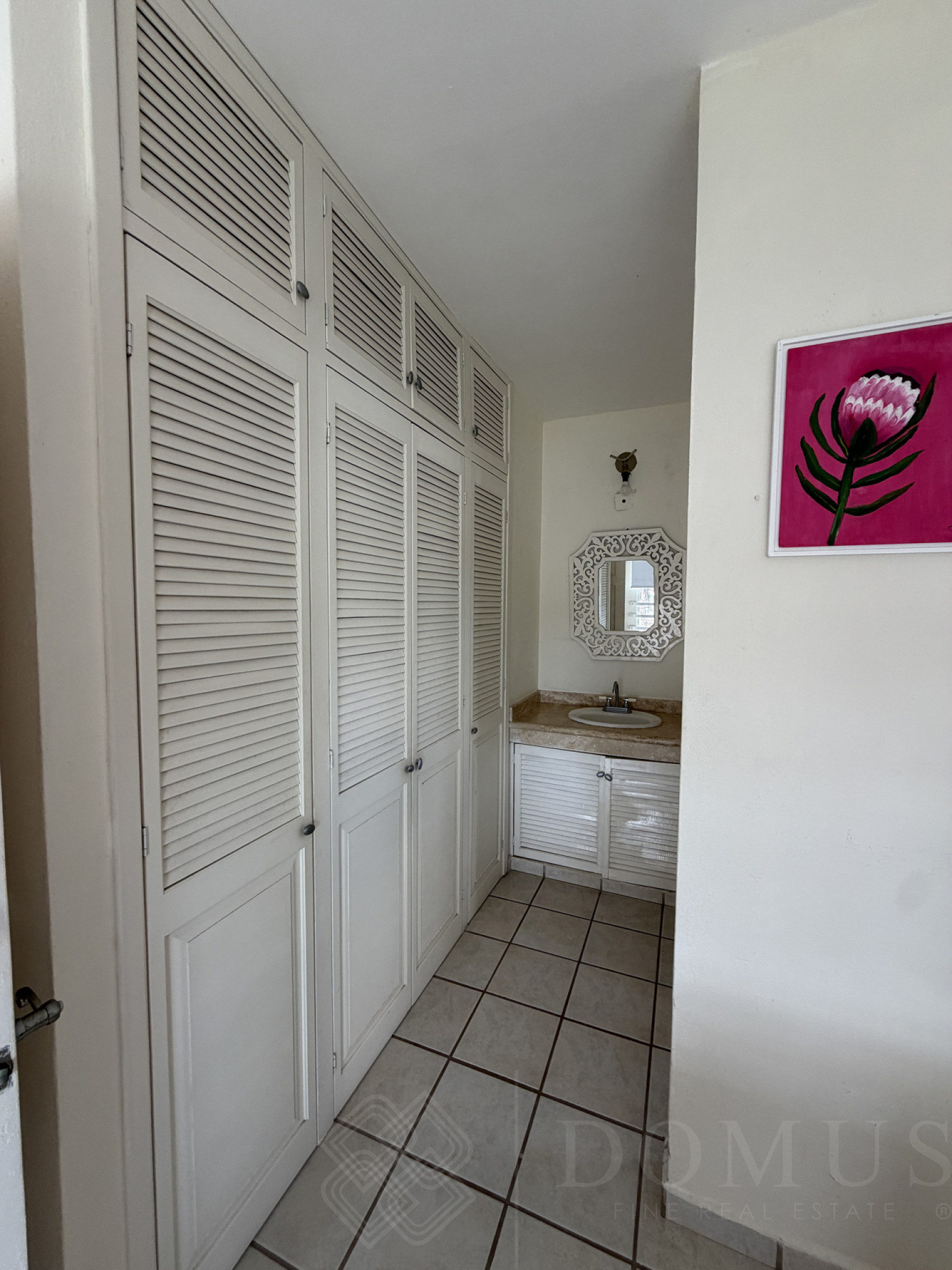 Galeria de Gardenias #504, Flamingos Residencial