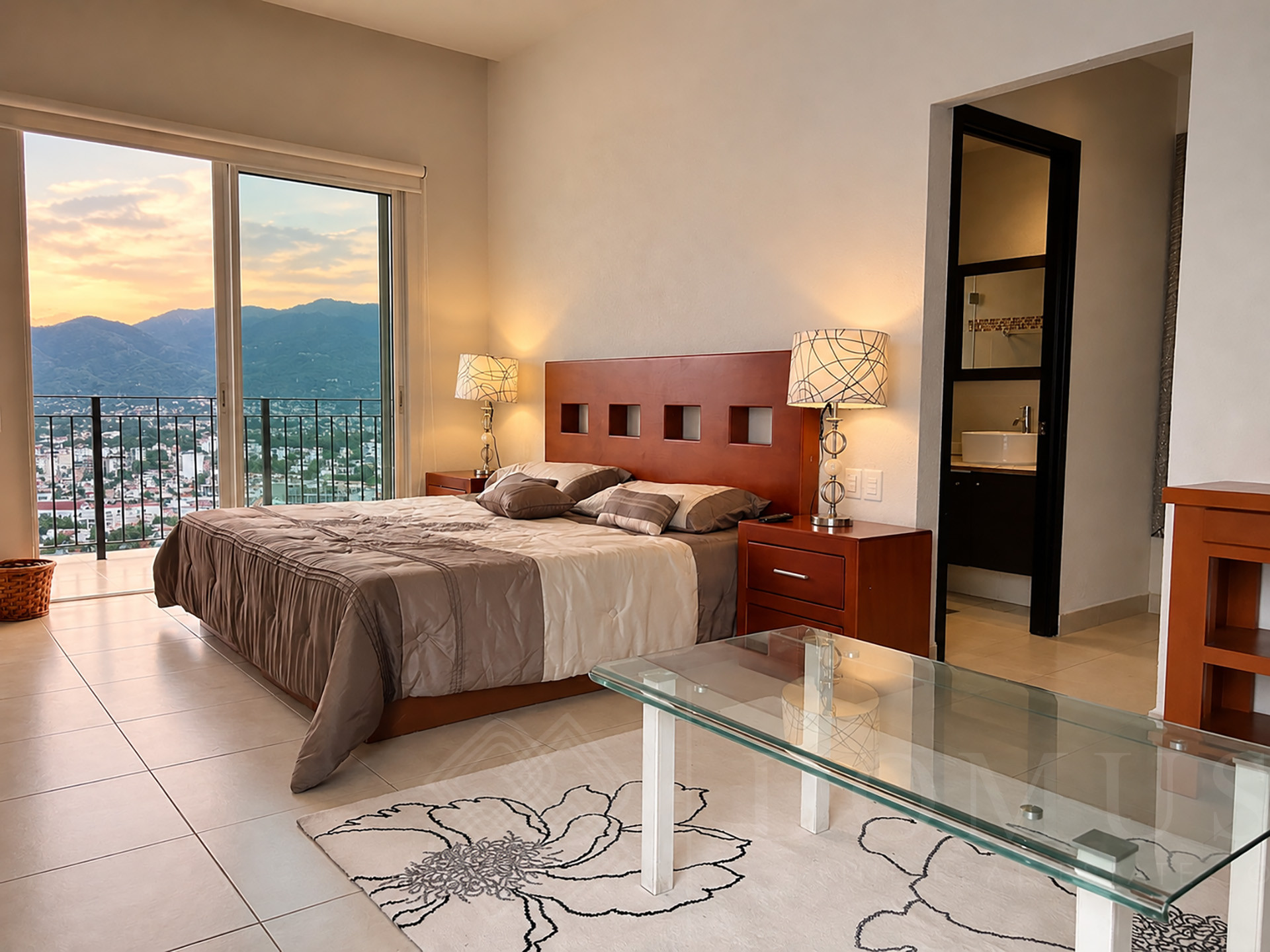 Galeria de The Corner Penthouse – Grand Venetian Puerto Vallarta