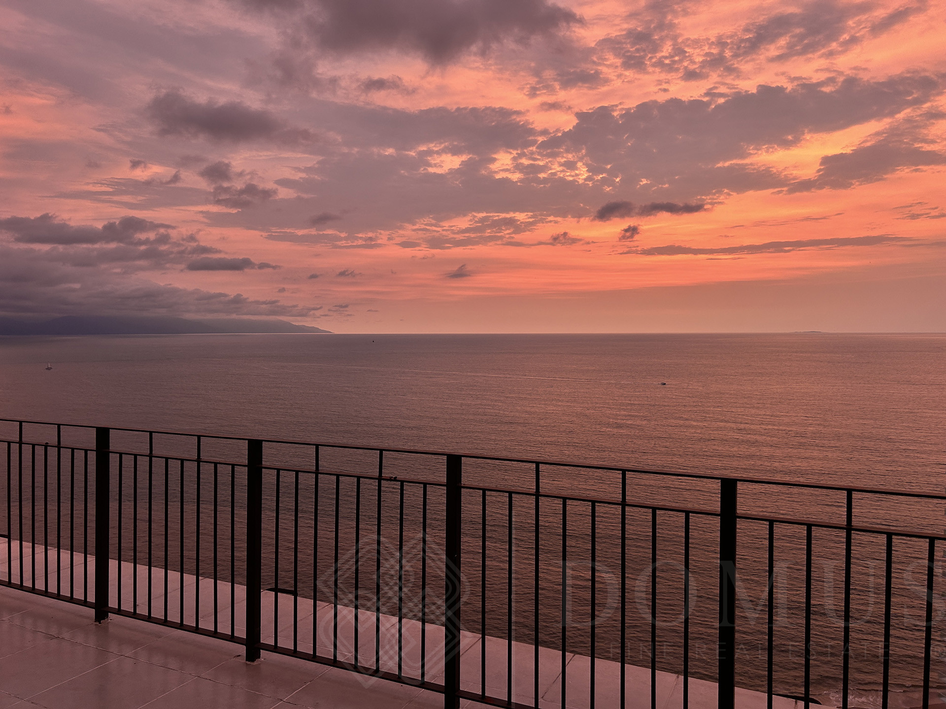 Galeria de The Corner Penthouse – Grand Venetian Puerto Vallarta