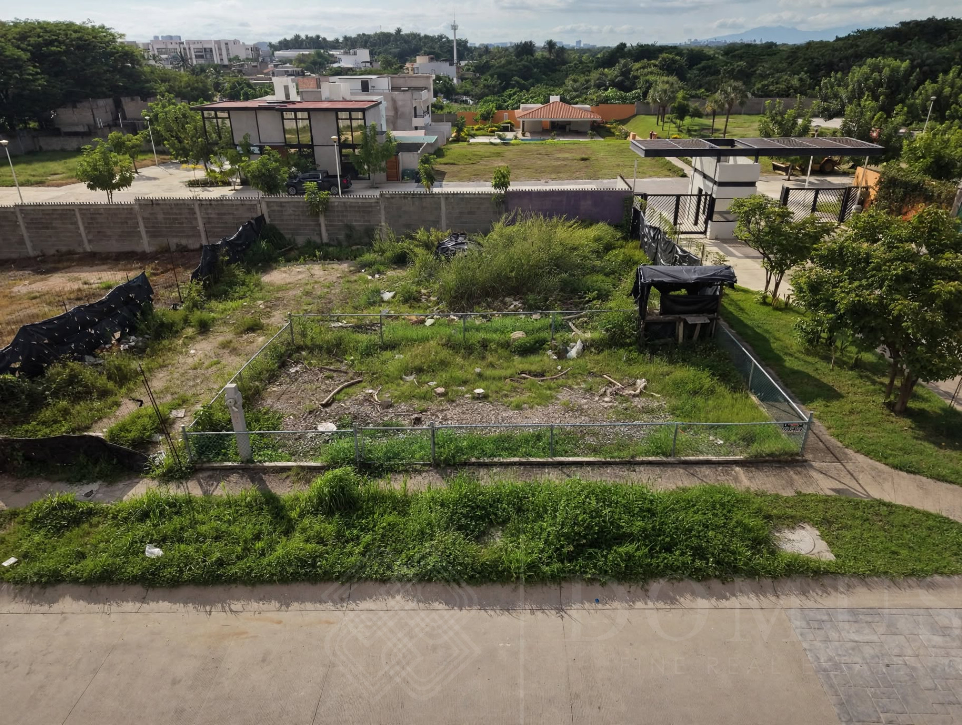 Image gallery of Lot #1, Block E - Resindencial Lisboa