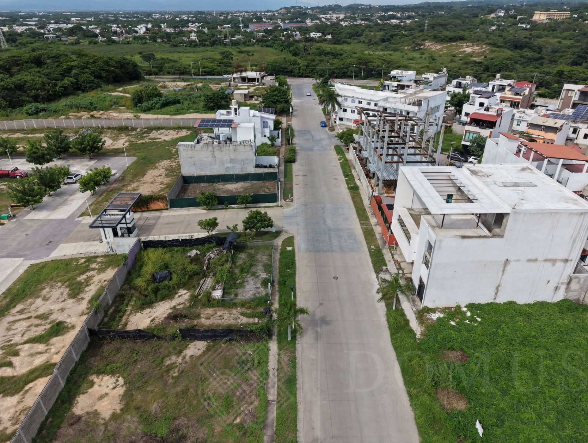 Image gallery of Lot #1, Block E - Resindencial Lisboa